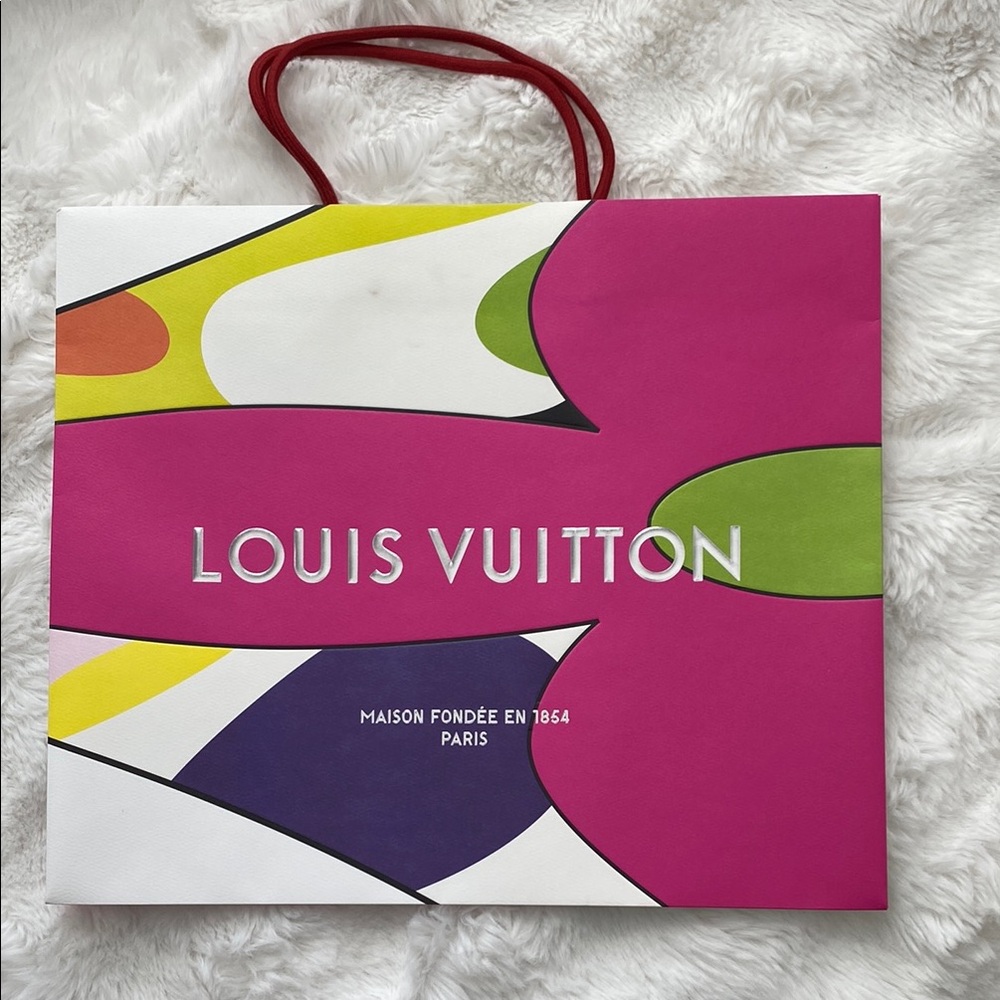Louis Vuitton Murakami limited paper shopping bag.